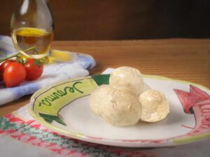 Bocconcini di bufala affumicati